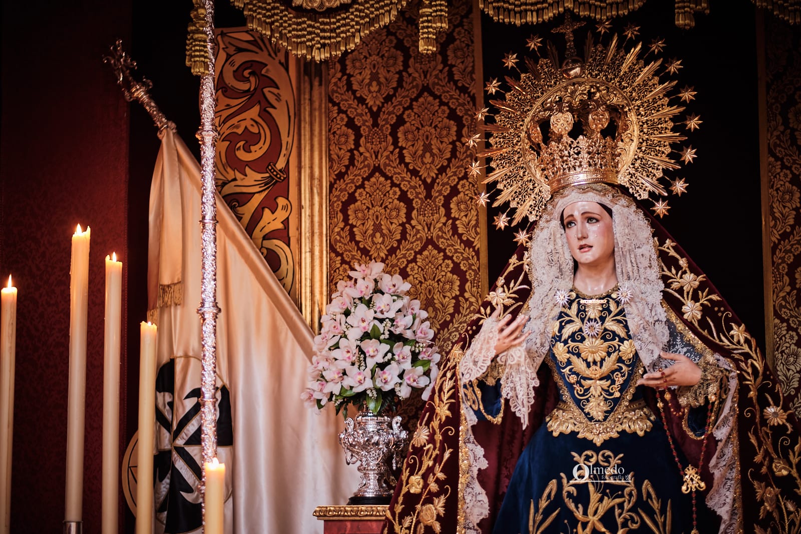 Imagen de la Virgen del Rosario en la capilla